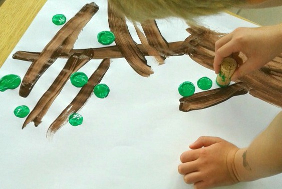 Bubble Wrap Activites for Kids Giraffe Paintings