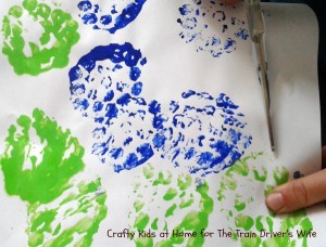 bubble wrap painted monsters for preschoolers