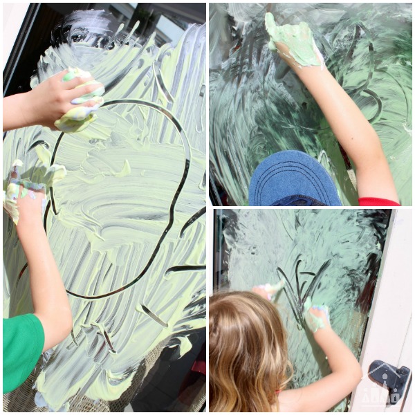 Outdoor Finger Painting Idea for Kids