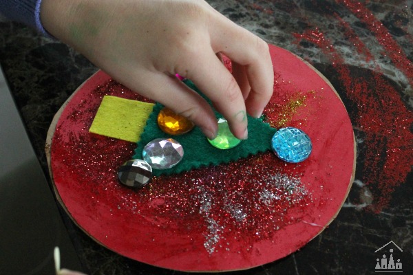Adding some sparkle to a DIY christmas tree bauble 
