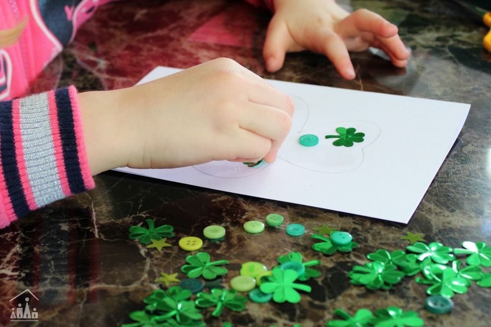 Quick and Easy Kids DIY Card for St Patrick's Day
